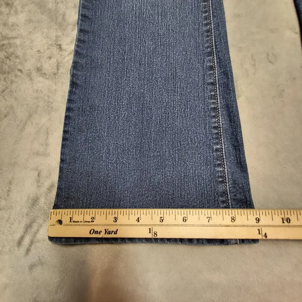 Levis Jeans Womens 10 Blue Medium Wash Modern Bootcut Stretch Denim Pockets - Picture 4 of 9